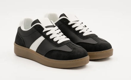 Garde-robe - Sneakers - Zwart