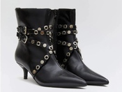 Garde-robe - Korte Laarzen - Zwart