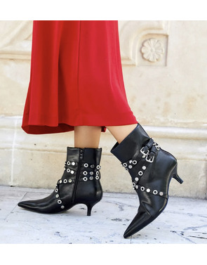 Garde-robe - Korte Laarzen - Zwart