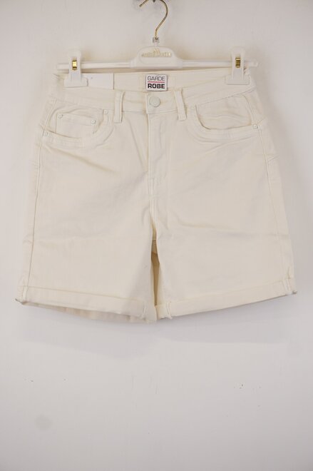 Garde-robe - Short - Ecru