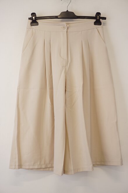Garde-robe - Short - Beige