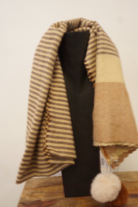 Garde-robe - Sjaals - Bruin