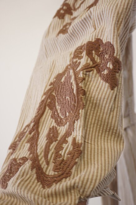 Garde-robe - Halflang Kleedje - Beige-bruin