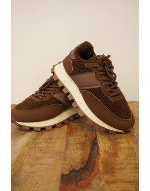 Garde-robe - Sneakers - Bruin