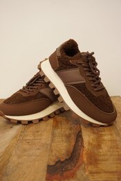 Garde-robe - Sneakers - Bruin