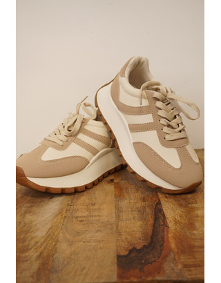 Garde-robe - Sneakers - Beige