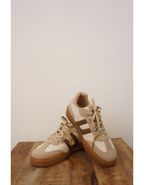 Garde-robe - Sneakers - Beige
