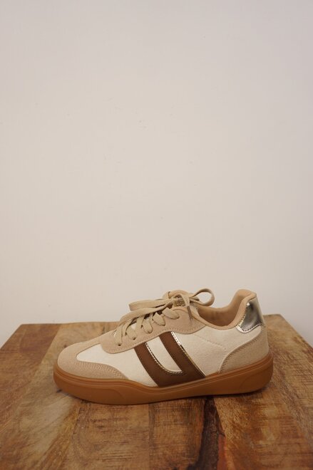 Garde-robe - Sneakers - Beige