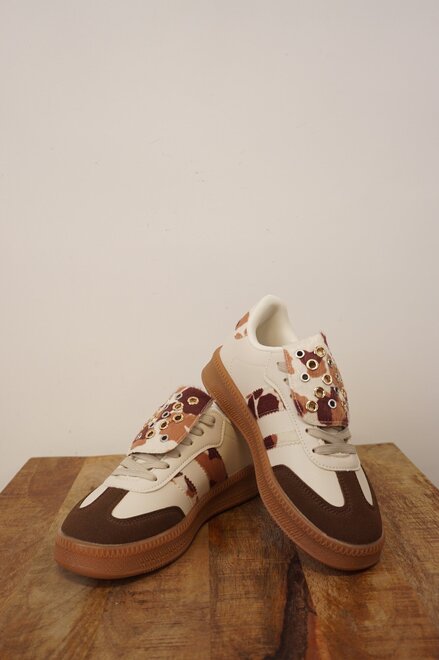 Garde-robe - Sneakers - Bruin