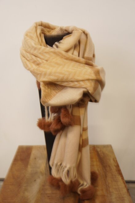 Garde-robe - Sjaals - Camel