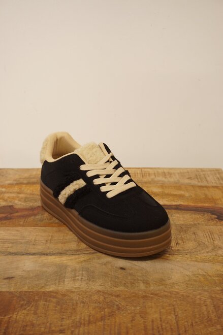 Garde-robe - Sneakers - Zwart