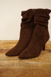Garde-robe - Korte Laarzen - Bruin