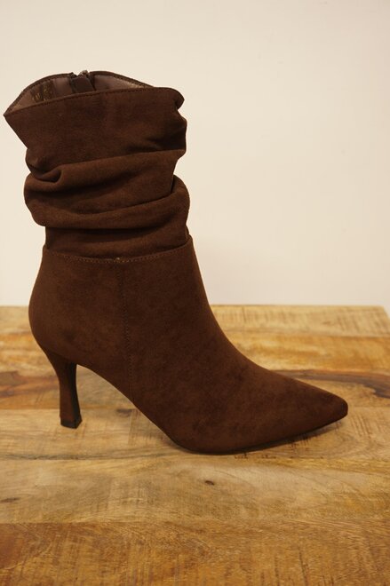 Garde-robe - Korte Laarzen - Bruin