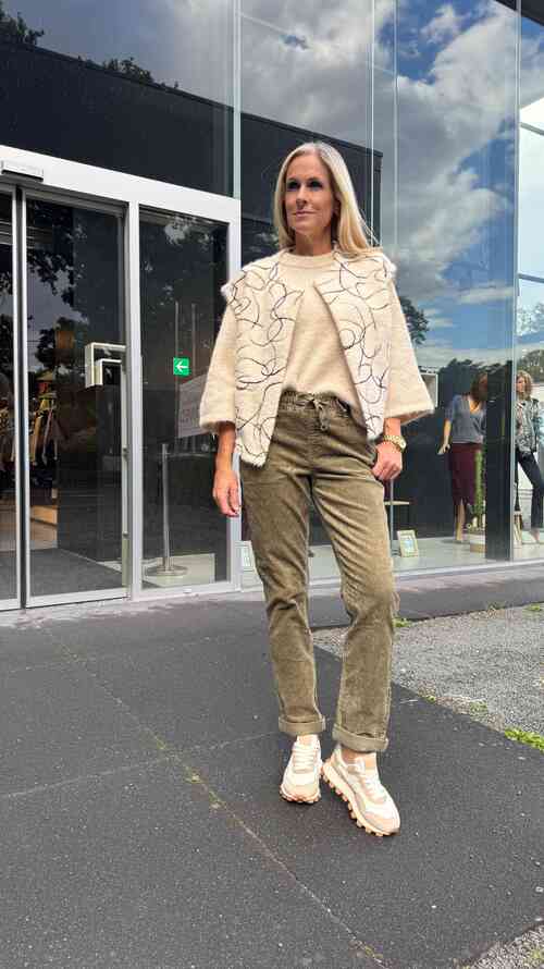 Crisp Fall Trends - Look 3