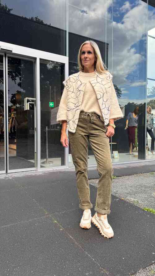 Crisp Fall Trends - Look 3