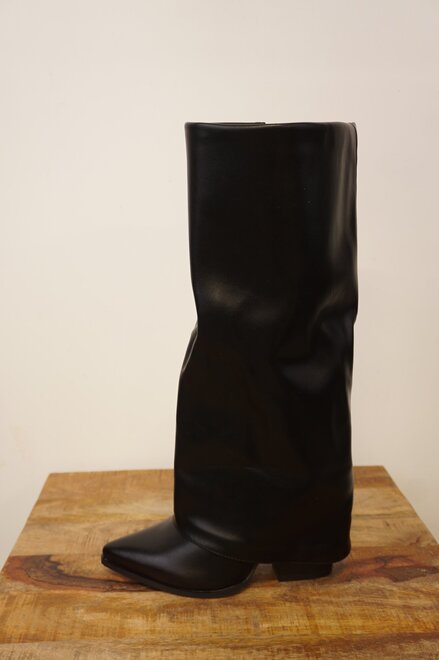 Garde-robe - Lange Laarzen - Zwart