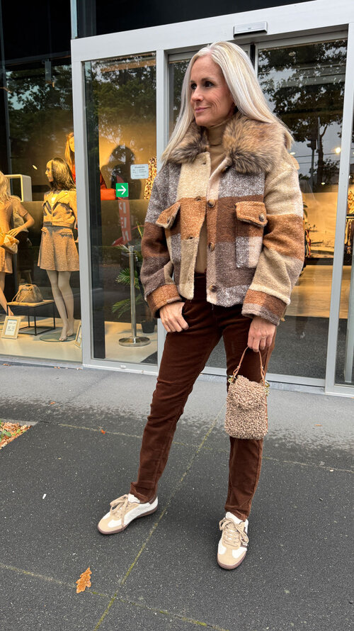 Fall-ing in Love look 10