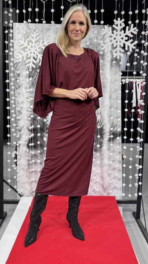 Radiant in Red IMG_6656.jpg