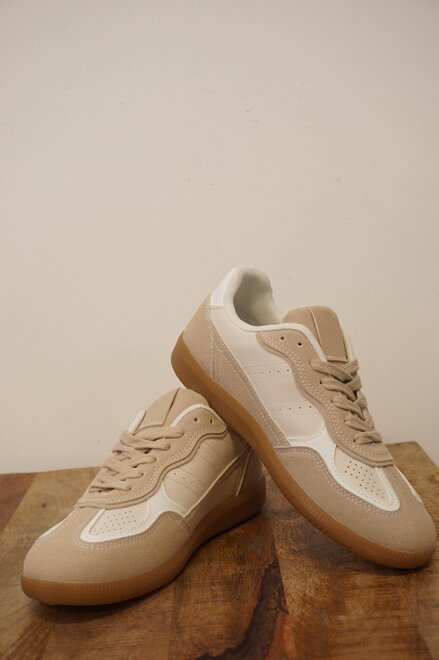 Garde-robe - Sneakers - Beige