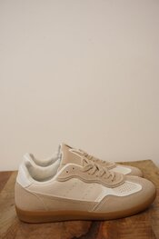 Garde-robe - Sneakers - Beige