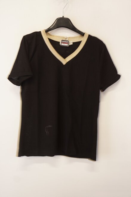 Garde-robe - T-shirt - Zwart