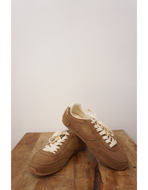 Garde-robe - Sneakers - Camel