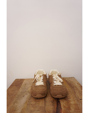 Garde-robe - Sneakers - Camel