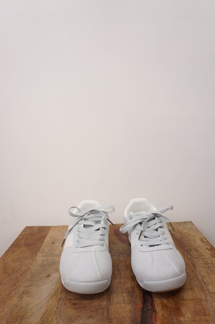 Garde-robe - Sneakers - Lichtblauw