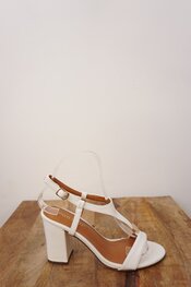 Garde-robe - Pumps - Wit