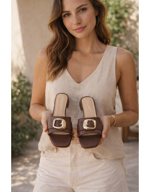 Garde-robe - Sandalen - Bruin