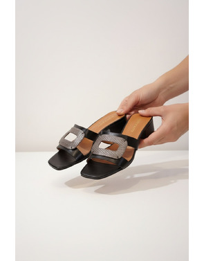 Garde-robe - Sandalen - Zwart