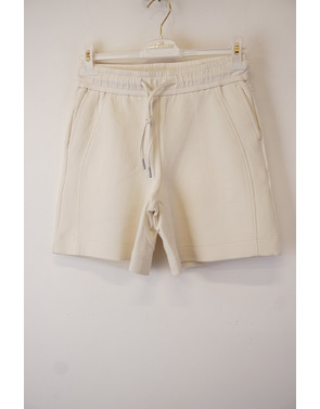 Red Button - Short - Ecru