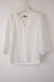 Red Button - Top - Ecru