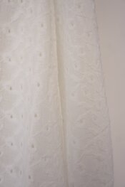 Red Button - Top - Ecru