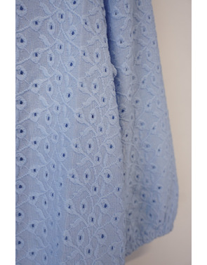 Red Button - Top - Lichtblauw