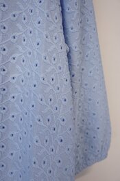 Red Button - Top - Lichtblauw