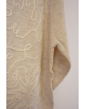 Red Button - Pull - Ecru