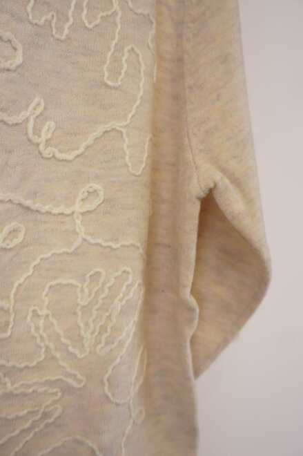 Red Button - Pull - Ecru