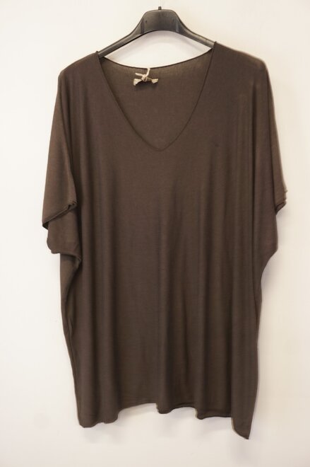 Garde-robe - T-shirt - Bruin
