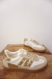 Garde-robe - Sneakers - Beige