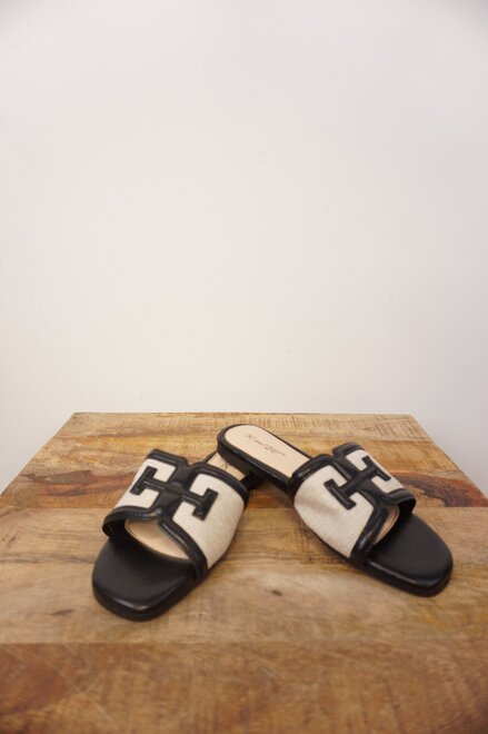 Garde-robe - Sandalen - Zwart
