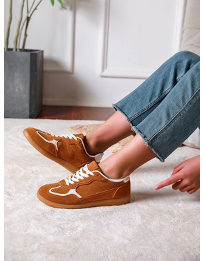 Garde-robe - Sneakers - Camel