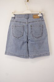 Red Button - Short - Jeans