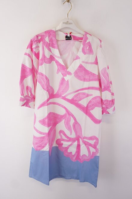 K-design - Halflang Kleedje - Blauw-roze