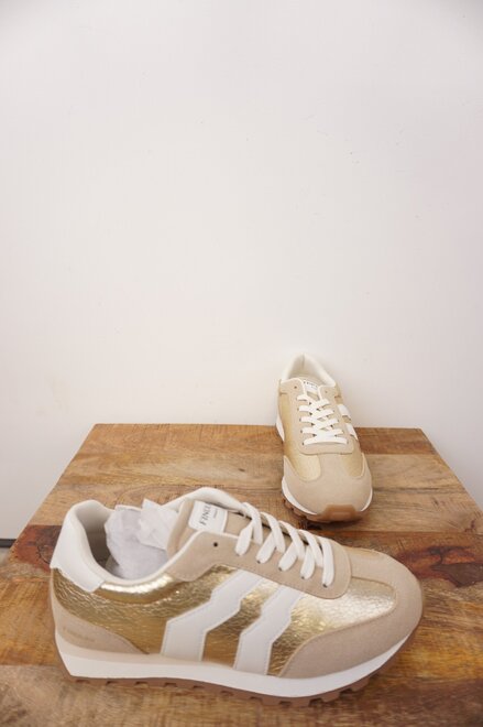 Garde-robe - Sneakers - Goud