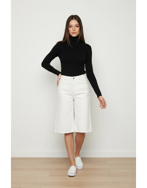 Garde-robe - Short - Wit