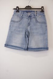 Red Button - Short - Jeans