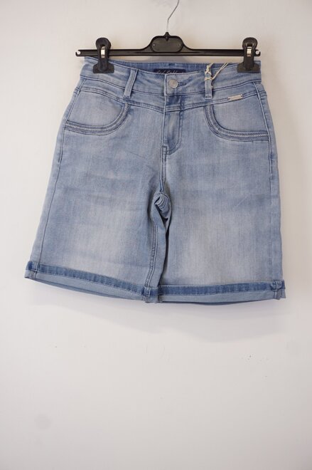 Red Button - Short - Jeans