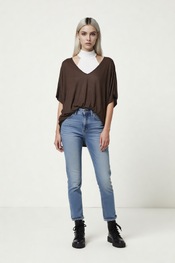 Garde-robe - T-shirt - Bruin