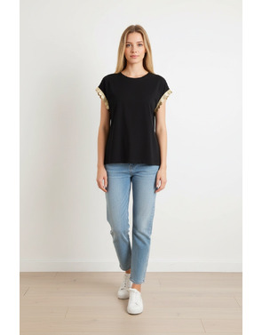 Garde-robe - T-shirt - Zwart